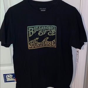 Billabong Men’s black t-shirt